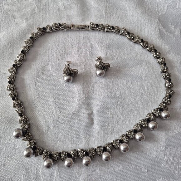 Showstopper Necklace & Earrings set - Picture 1 of 6